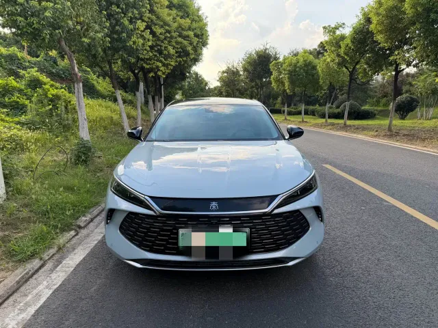 BYD Qin L — Фото автомобиля 2