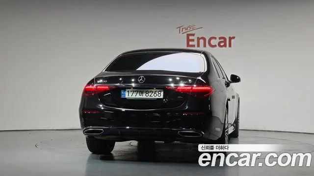 Mercedes-Benz S-Class — Фото автомобиля 4