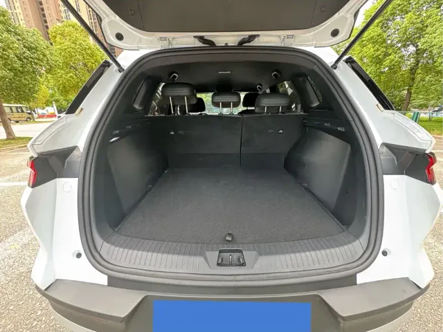 BYD Song Pro — Фото автомобиля 9