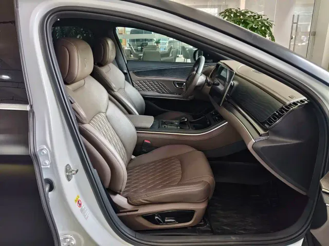 BYD Han — Фото автомобиля 15