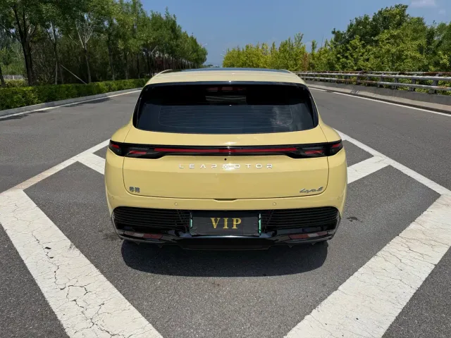 Leapmotor Lafa 5 — Фото автомобиля 8
