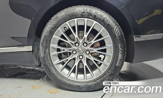 Genesis G80 RG3 — Фото автомобиля 6