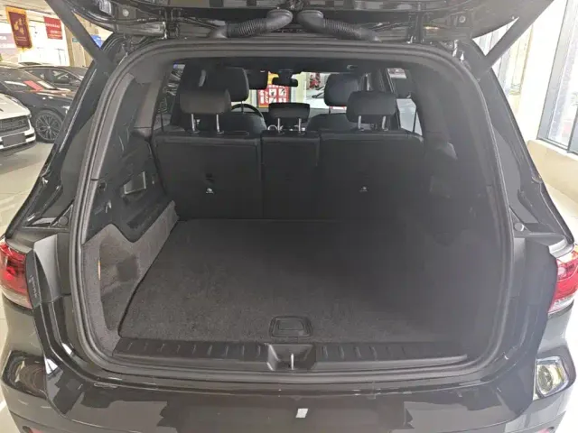 Mercedes-Benz GLB-Class — Фото автомобиля 18