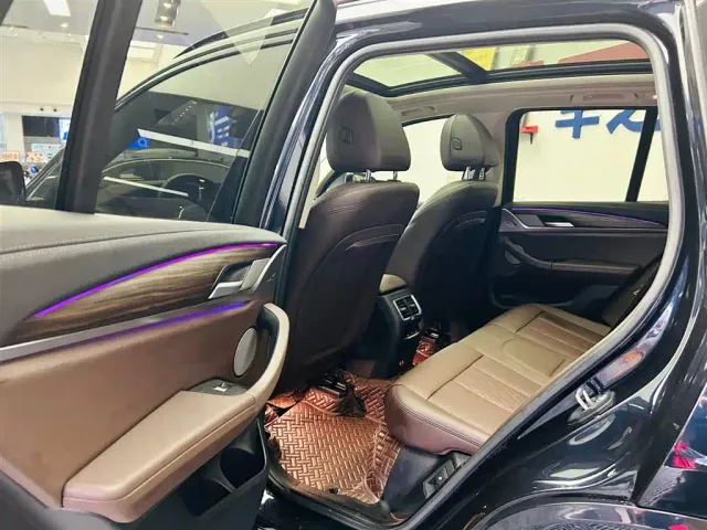 BMW X3 — Фото автомобиля 23