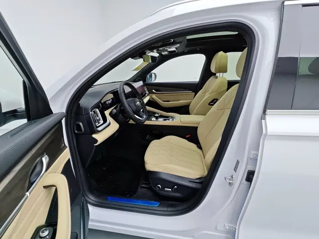 Geely Xingyue L — Фото автомобиля 15