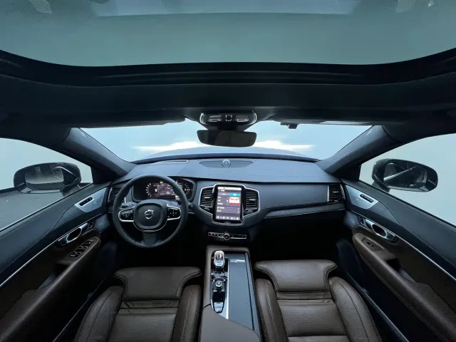 Volvo XC90 — Фото автомобиля 20