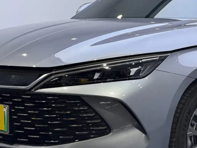 BYD Qin L — Фото автомобиля 6