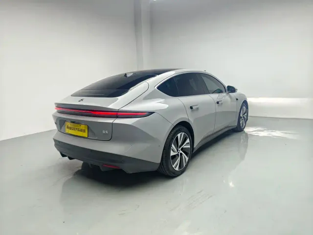 Nio ET5 — Фото автомобиля 14