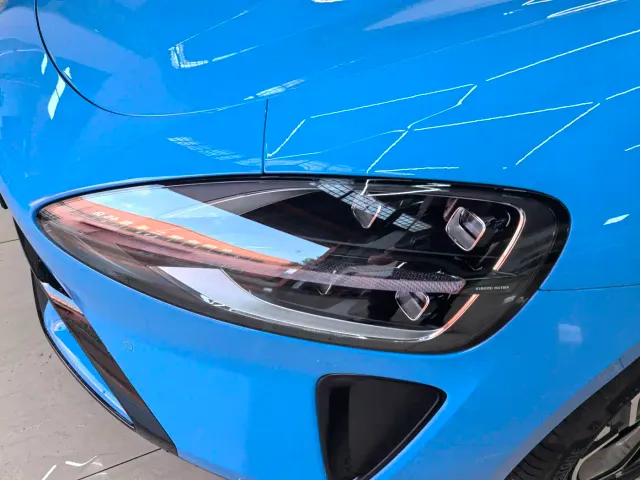 Xiaomi SU7 — Фото автомобиля 18