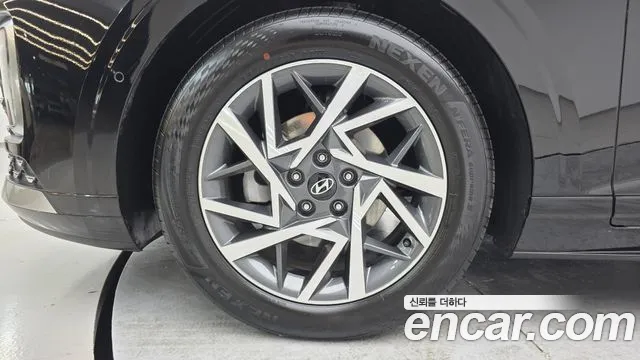Hyundai Grandeur GN7 — Фото автомобиля 5
