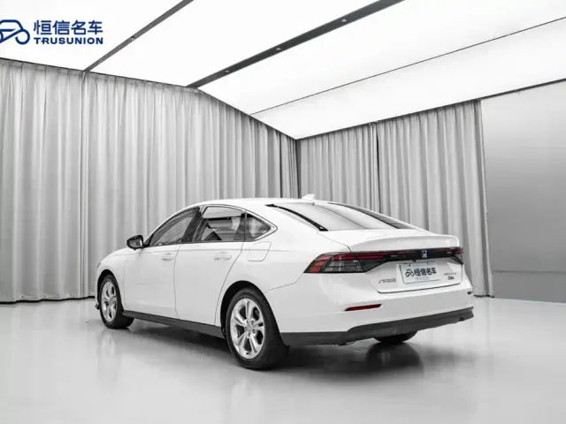 Honda Accord — Фото автомобиля 11