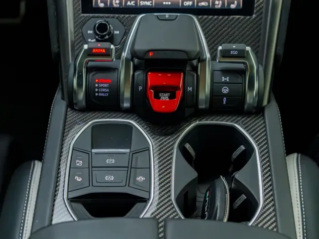 Lamborghini Urus — Фото автомобиля 7