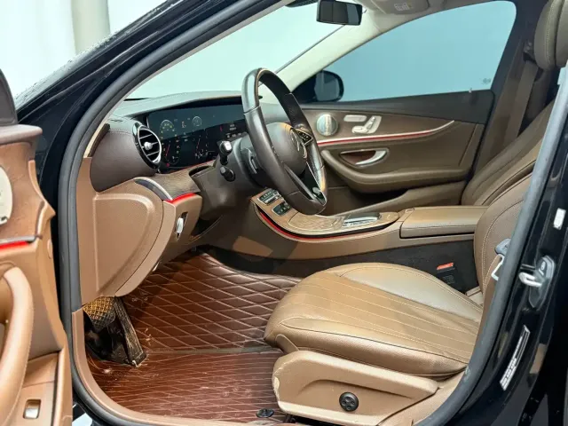Mercedes-Benz E-Class — Фото автомобиля 9