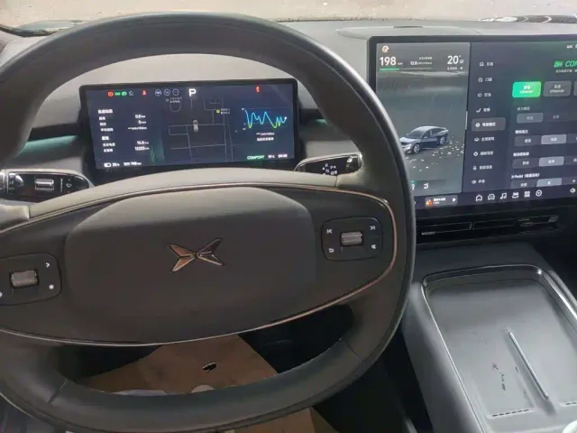 Xpeng P7+ — Фото автомобиля 5