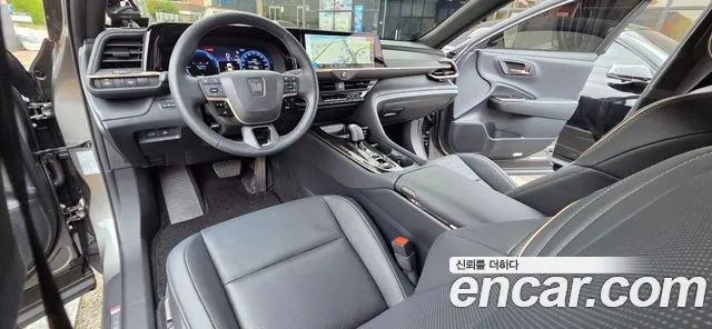 Toyota Crown — Фото автомобиля 3
