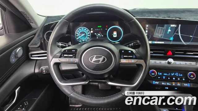 Hyundai Avante CN7 — Фото автомобиля 21