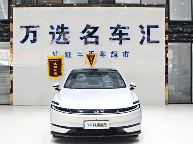 Фотография автомобиля — Changan Qiyuan A06