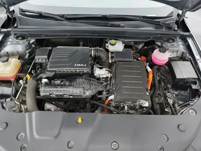 BYD Qin PLUS — Фото автомобиля 10