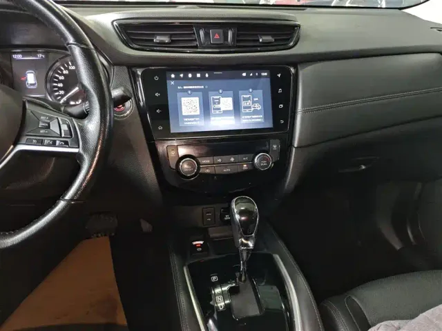 Nissan X-Trail — Фото автомобиля 12