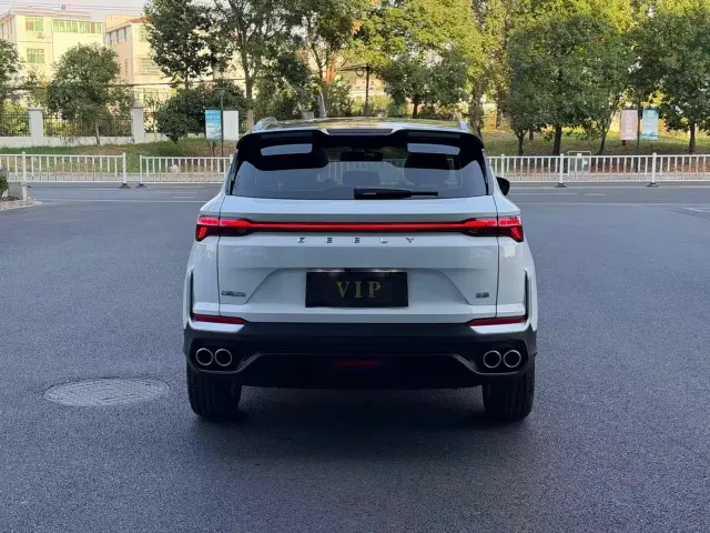 Geely Binyue — Фото автомобиля 5