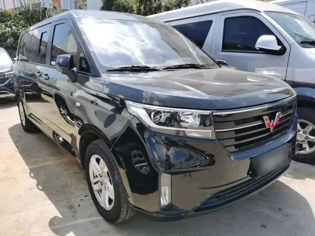 Wuling Zhengcheng — Фото автомобиля 3