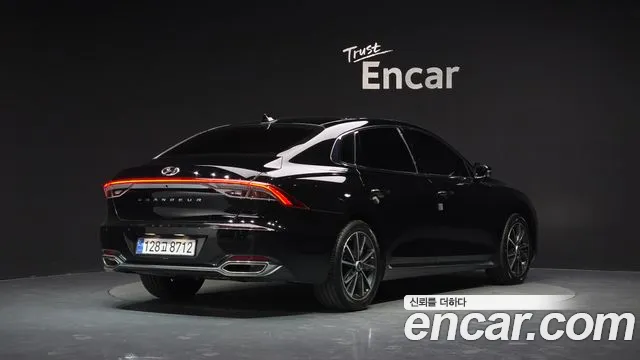Hyundai Grandeur Новый Grandeur IG — Фото автомобиля 2