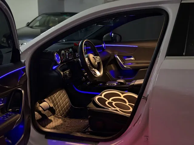 Mercedes-Benz A-Class — Фото автомобиля 2