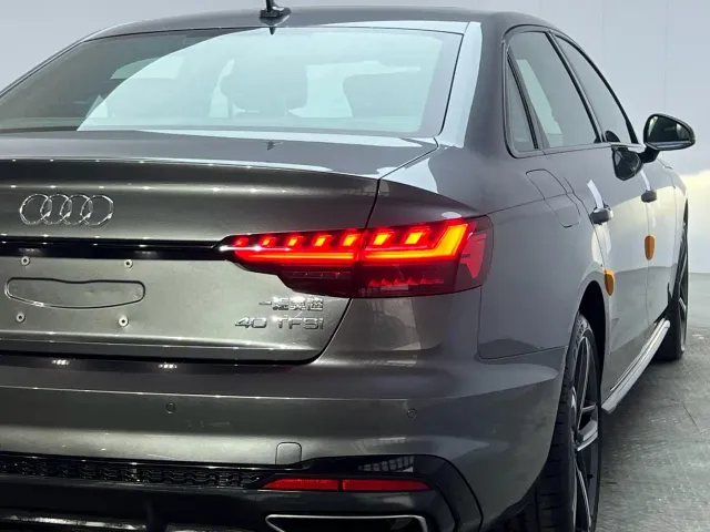 Audi A4L — Фото автомобиля 15