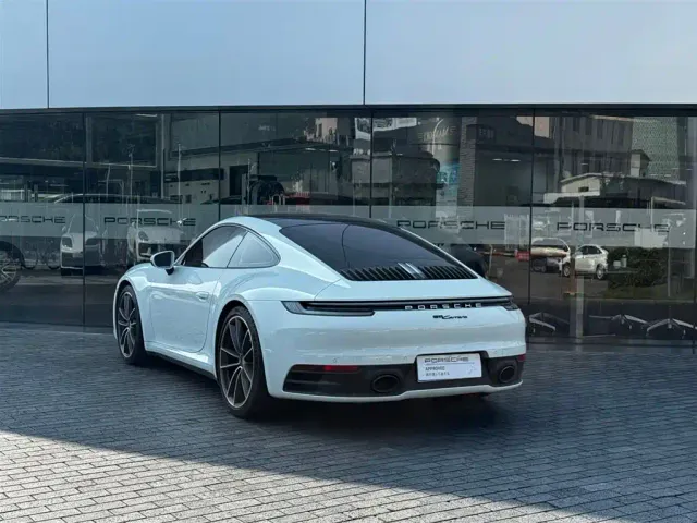 Porsche 911 — Фото автомобиля 7