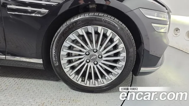 Genesis G80 RG3 — Фото автомобиля 6