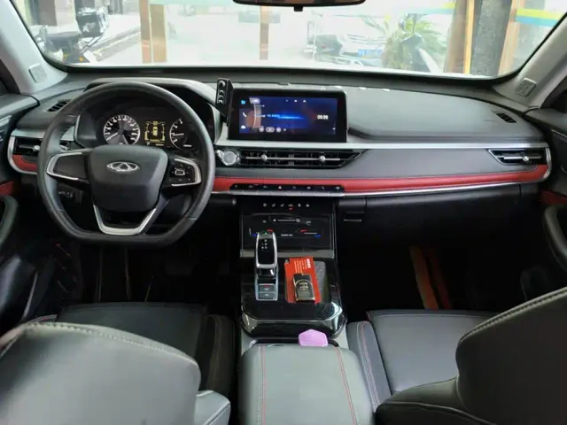 Chery Tiggo 7 — Фото автомобиля 12