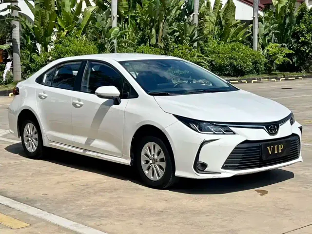 Toyota Corolla — Фото автомобиля 3