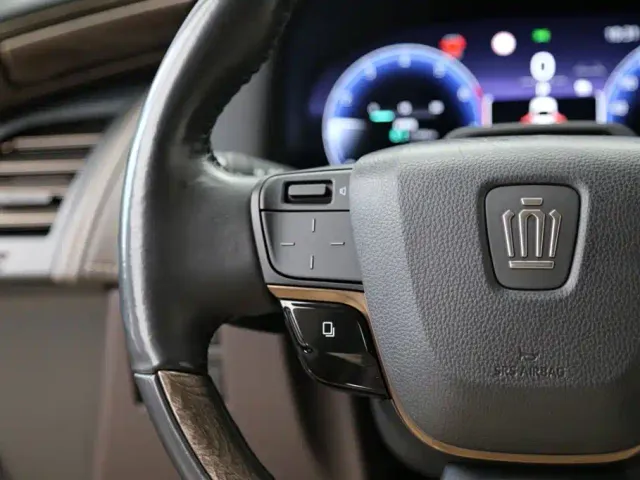 Toyota Vellfire — Фото автомобиля 17
