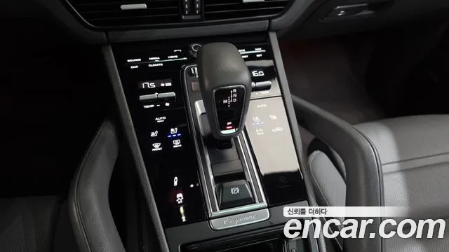 Porsche Cayenne PO536 — Фото автомобиля 12
