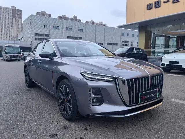Hongqi H5 PHEV — Фото автомобиля 3