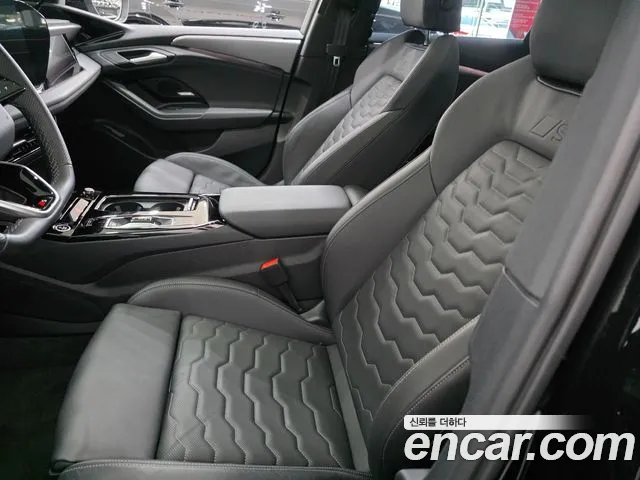 Audi A6 e-tron — Фото автомобиля 10