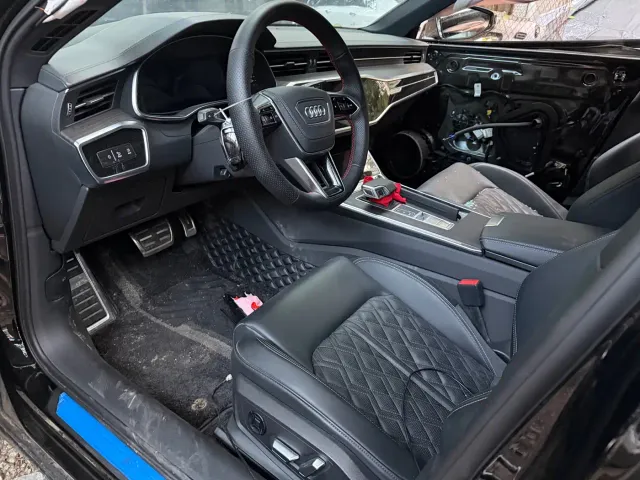 Audi A6L — Фото автомобиля 6