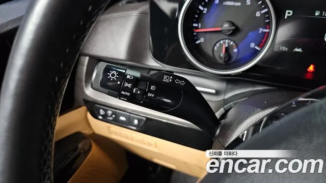 Kia Carnival — Фото автомобиля 24