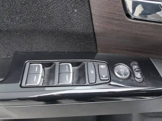 Honda Odyssey — Фото автомобиля 9
