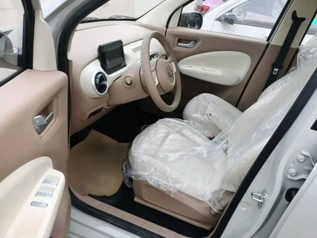 Wuling Hongguang Mini EV — Фото автомобиля 14
