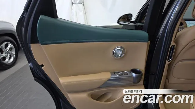 Genesis GV60 — Фото автомобиля 25
