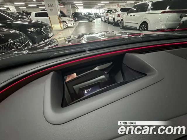 Mercedes-Benz E-Class — Фото автомобиля 17