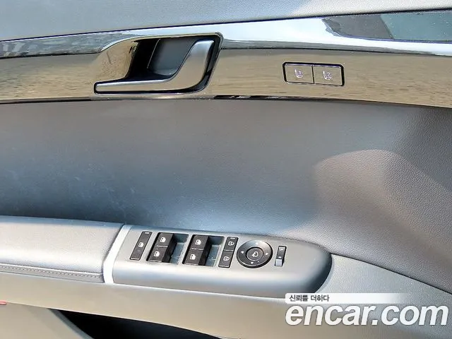 Hyundai Grandeur Grandeur (GN7) 3.5 LPG 2WD (Такси) — Фото автомобиля 11