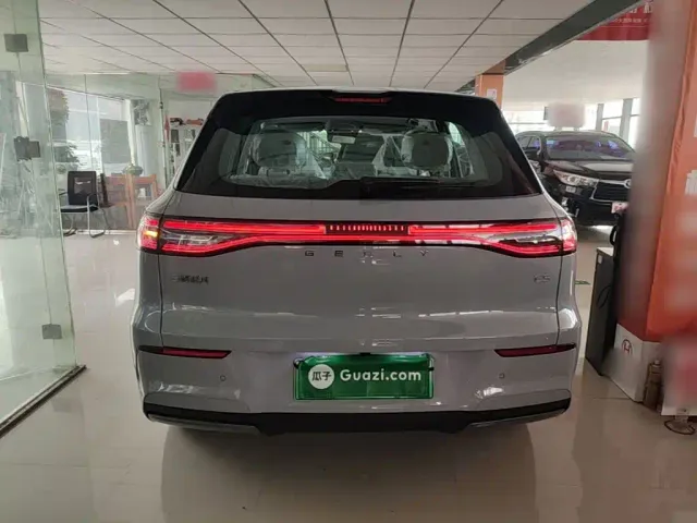 Geely Galaxy E5 — Фото автомобиля 5
