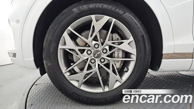 Genesis GV70 — Фото автомобиля 5