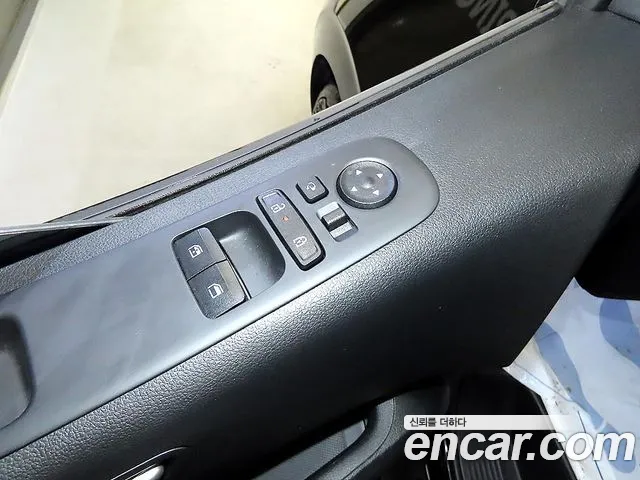 Hyundai Staria — Фото автомобиля 11
