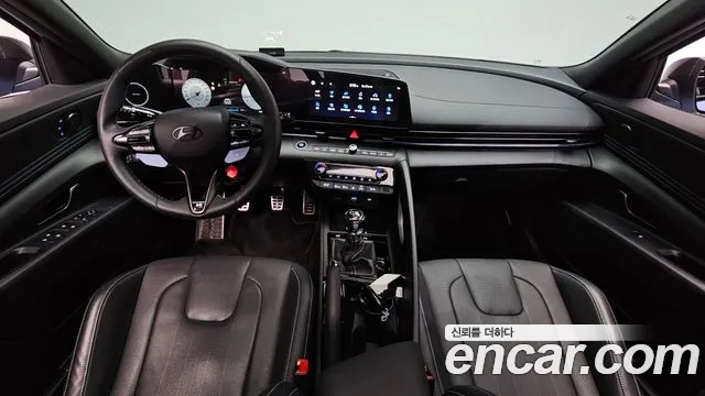 Hyundai AVANTE — Фото автомобиля 5