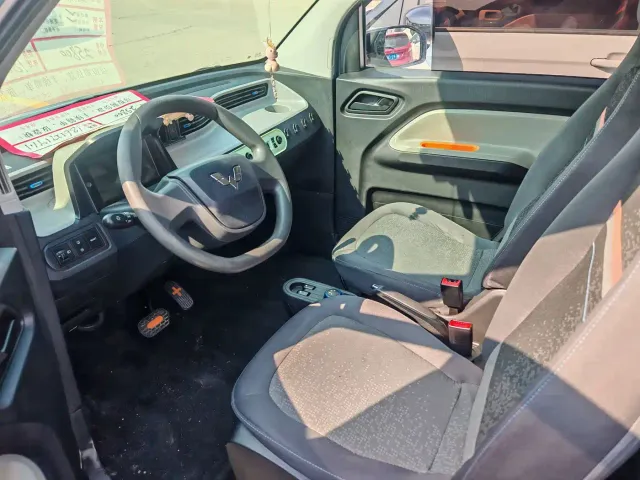 Wuling Hongguang Mini EV — Фото автомобиля 3