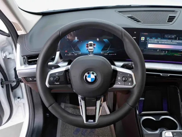 BMW X1 — Фото автомобиля 13