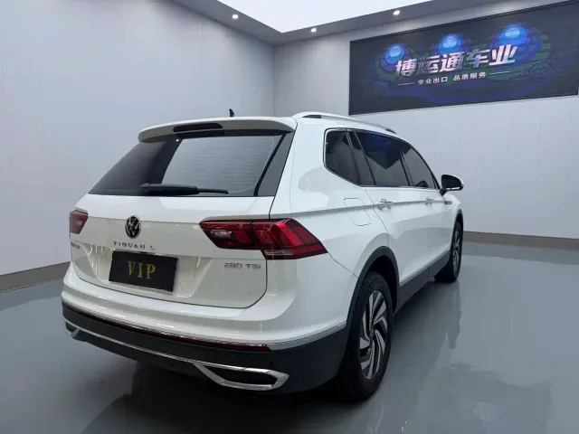 Volkswagen Tiguan L — Фото автомобиля 6